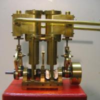 Gros moteur JMC 8,5cm3