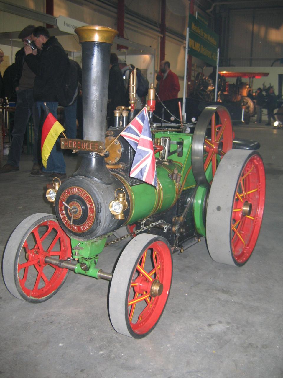 Tracteur à vapeur