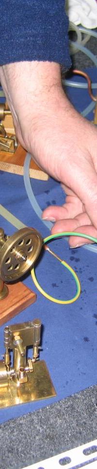 Un chois de petites machines à vapeur
