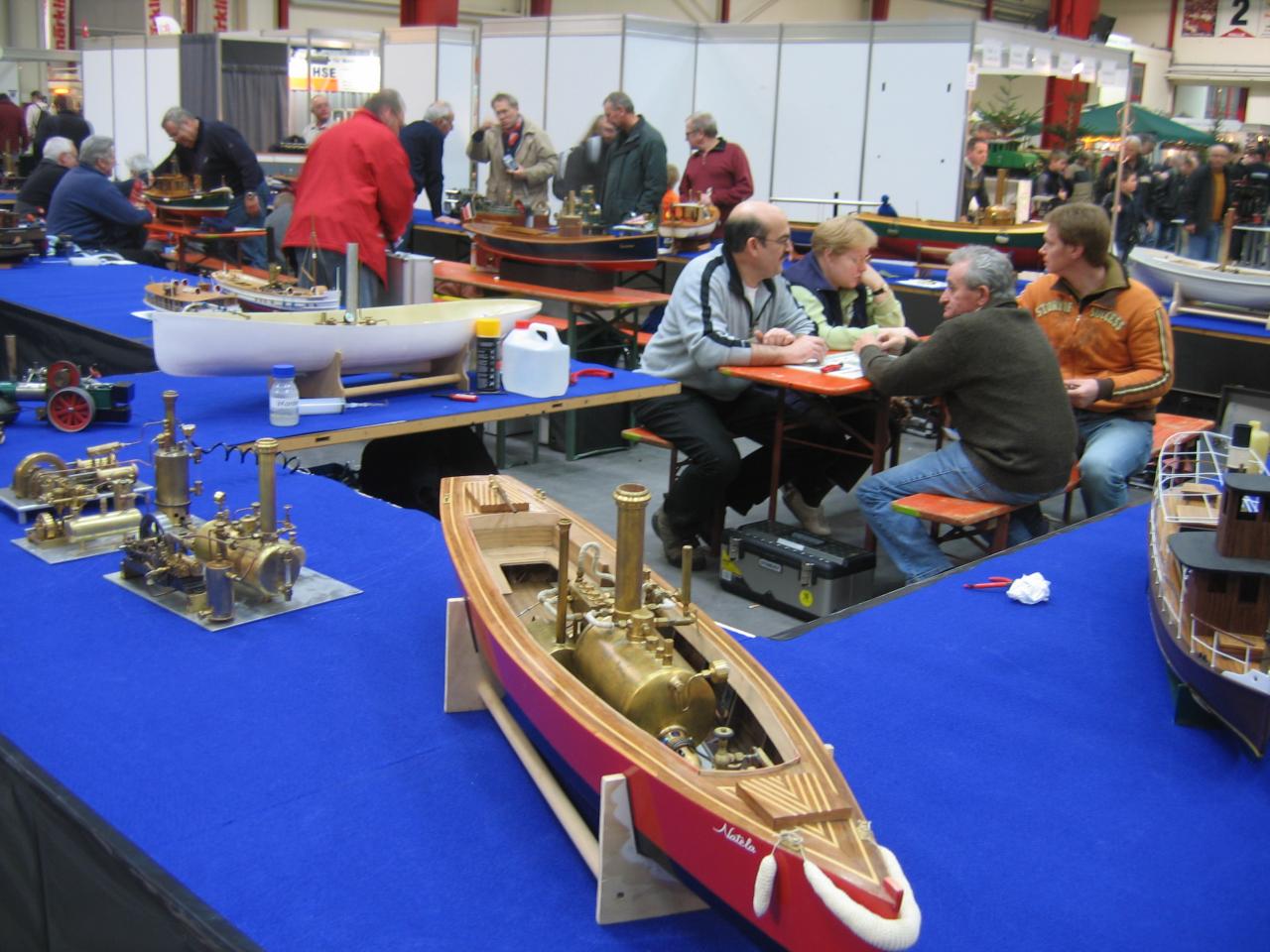 Vue générale stands bateaux