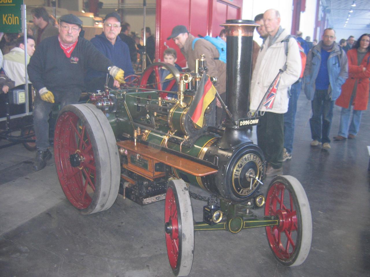 Tracteur à vapeur